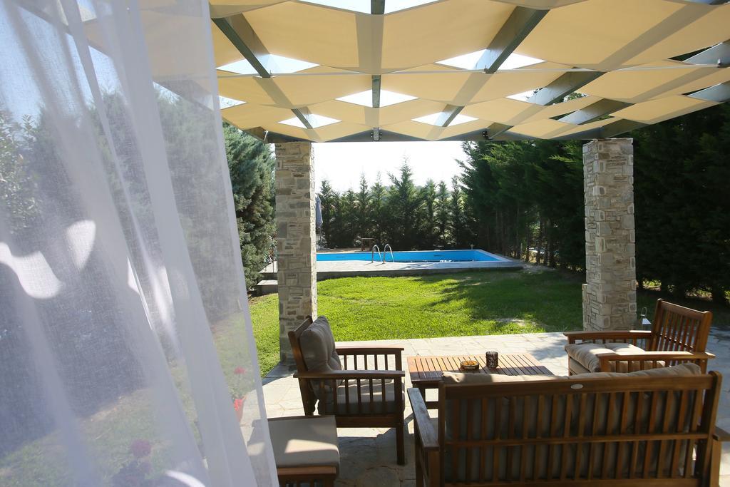 Sunny Sani Luxury Villas Oda fotoğraf