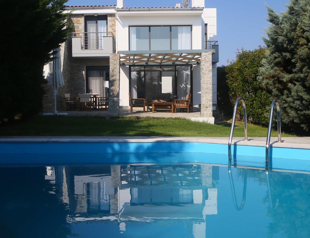 Sunny Sani Luxury Villas Oda fotoğraf