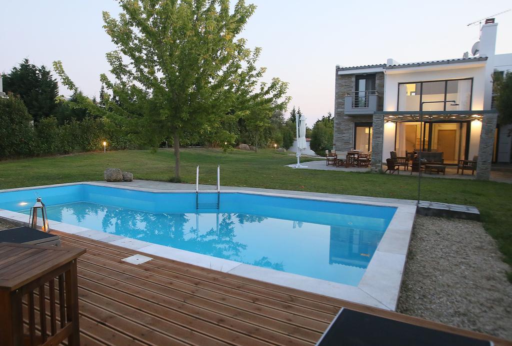 Sunny Sani Luxury Villas Oda fotoğraf